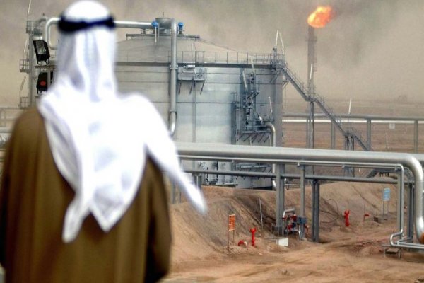 Suudi Arabistan'da petrol üretimi iç talep miktarının da altında