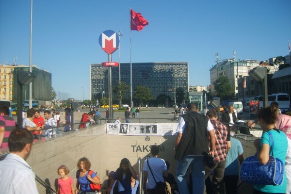 Taksim Meydanı ve çevresinde bu yollar trafiğe kapalı