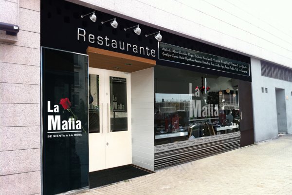 İtalya, İspanya'daki La Mafia lokantalarını kapattırdı