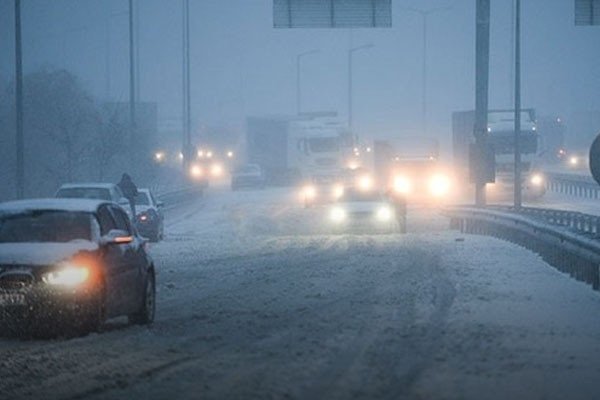 AKOM'dan İstanbul'a 25 cm kar uyarısı
