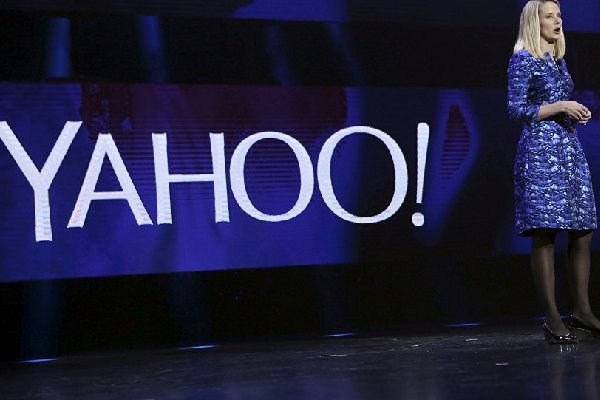 Verizone, Yahoo'yu daha ucuza alacak