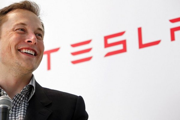 Tesla ABD'nin en değerli otomotiv firması oldu