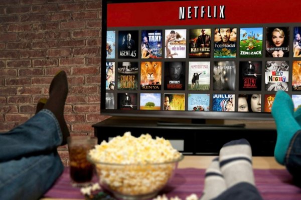 Netflix'in net karı ve geliri arttı