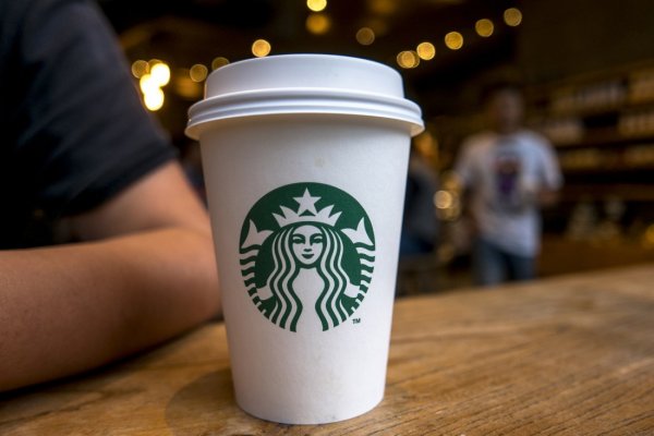 Starbucks sığınmacıları işe alacak