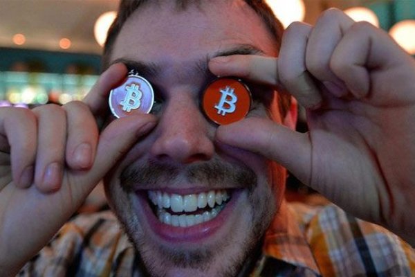 'Bitcoin ve ethereum gözleri kör etti'