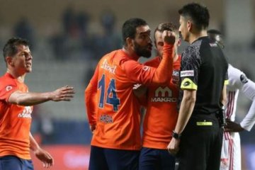 Arda Turan'a 16 maçlık rekor ceza