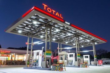 Demirören Total ve M Oil’i sattı