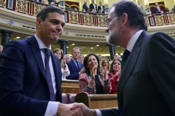 İspanya'da hükümet düştü