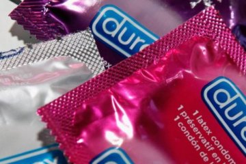 Durex 'patlama riski' nedeniyle prezervatiflerini topluyor