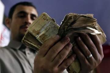 Yemen'de yerel para birimdeki değer kaybı lüks ürün ithalatını vurdu