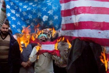 ABD'nin yeni İran yaptırımları yürürlüğe girdi