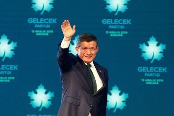 Davutoğlu'nun Koronavirüs testi pozitif