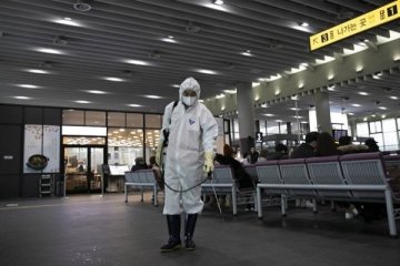 Koronavirüs korkusuyla Çinlilere saldırılar başladı