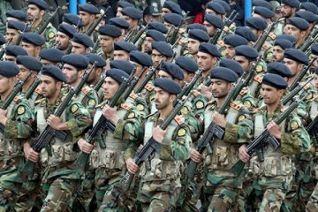 İran'a yönelik BM Silah Ambargosu sona erdi
