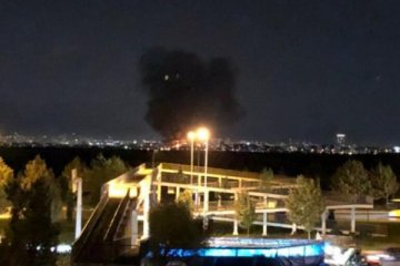 İstanbul Başakşehir'de sanayi bölgesinde yangın
