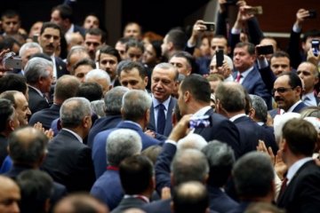 AKP’de ‘anket’ krizi: Ortalık karıştı