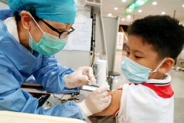 Çin, aşı yaşını 3'e kadar indirdi
