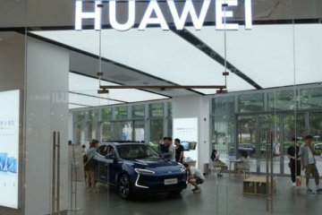 Huawei bu kez elektrikli otomobil yaptı
