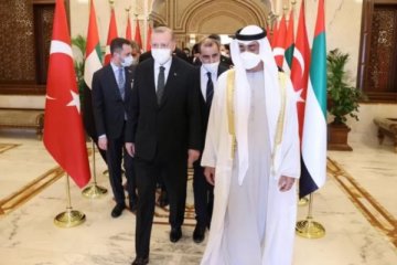 Erdoğan Birleşik Arap Emirlikleri'ne gitti