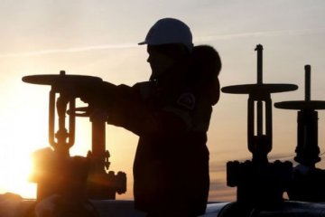 Uluslararası Enerji Ajansı petrol talebi tahminini aşağı çekti