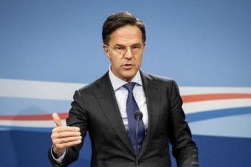 Hollanda Başbakanı: Biraz daha fakirleşeceğiz