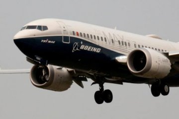 Boeing uçak talebini aşağı çekti