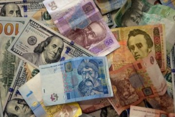 Ukrayna, para birimini devalüe etti