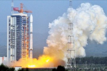 Çin, yeni gözlem uydularını uzaya fırlattı