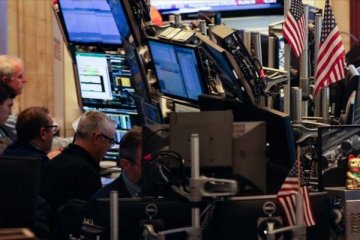 Dow Jones, Nasdaq 100 ve S&P 500'de endişe sürüyor