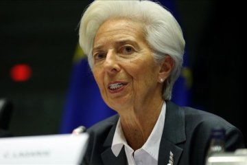 Lagarde/ECB: Faiz artışında bir süre daha aynı rotada olacağız