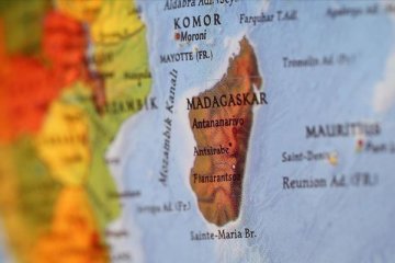 Madagaskar'ın kredi notu görünümü düşürüldü