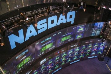 Dow Jones, S&P500 ve Nasdaq  Powell'ın konuşması öncesi düşüşle açıldı