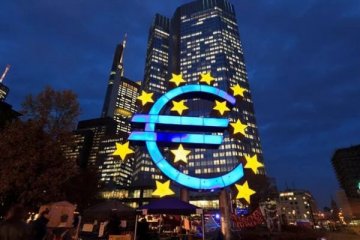 Euro Bölgesi'nde şirket kredilerindeki büyüme ivme kaybetti