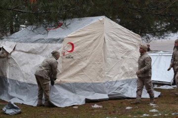 Çadır krizi: Kızılay'ın eczacılara da sattığı ortaya çıktı