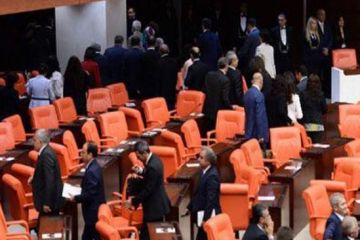 HDP, Meclis'i terk etti