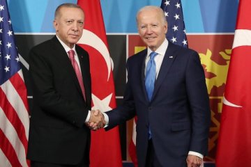 Biden Erdoğan'ı tebrik etti, F-16 ve İsveç'in NATO üyeliğini konuştu