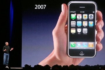iPhone'un zor bulunan 16 yıllık bir modeli 190 bin dolara satıldı