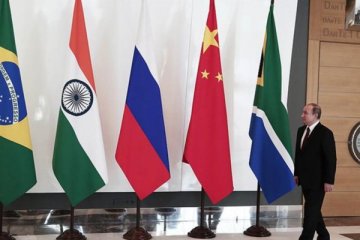 BRICS genişlemek yerine dağılsa daha iyi olur