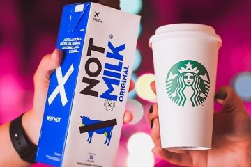 Starbucks'ın "vegan süt" kararına tepkiler büyüyor