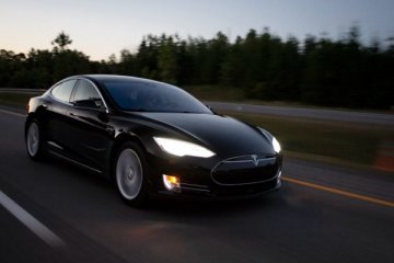 Elektrikli araç satışı eridi, Tesla hisseleri kan kaybetti
