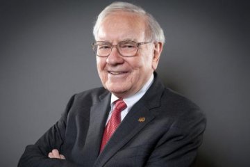 Warren Buffett 100 milyar dolar servete ulaştı