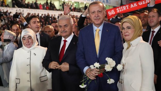 Huzura kavuşana kadar OHAL! 4 e2.jpg