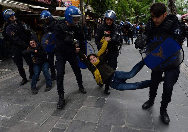 CHP milletvekillerine polis ablukası 4 h3.jpg