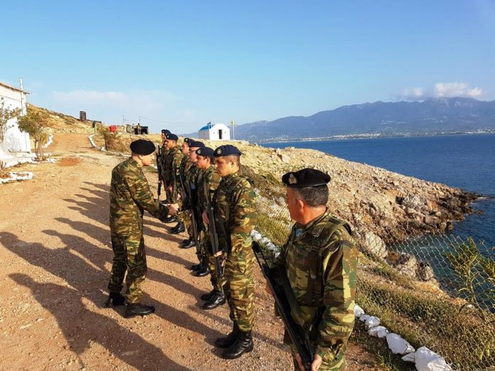 Yunan komutandan Kardak manzaralı fotoğraf 3 kardak.jpg